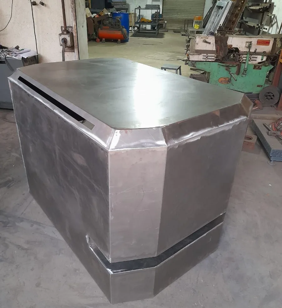 Sheet metal outer shell for a warehouse robot