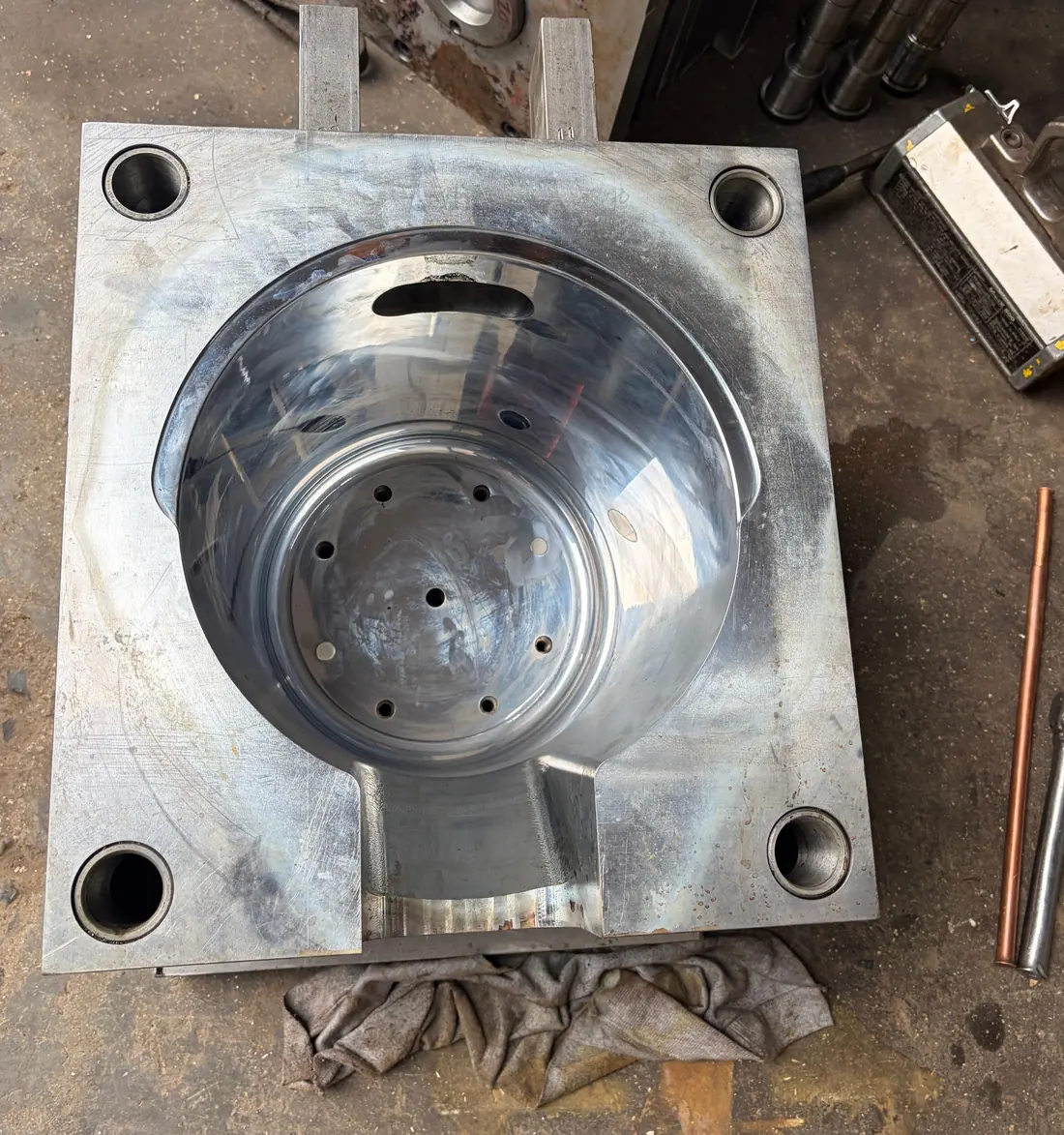 Steel injection mold cavity for a dog feeder bowl