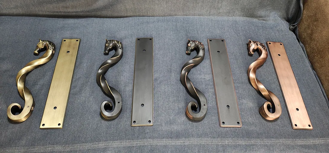 Zinc die-cast handles in several PVD finishes