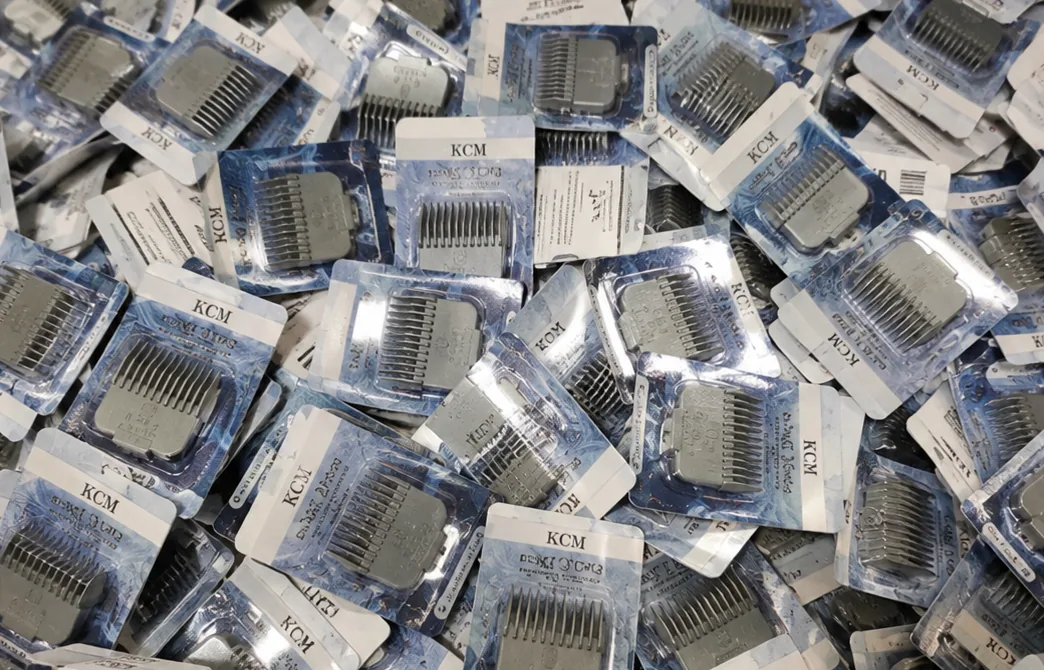 Clipper guards in blister packs